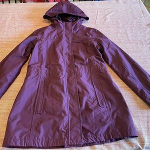 LLBEAN H2OFF rain coat purple/elderberry women’s size XS